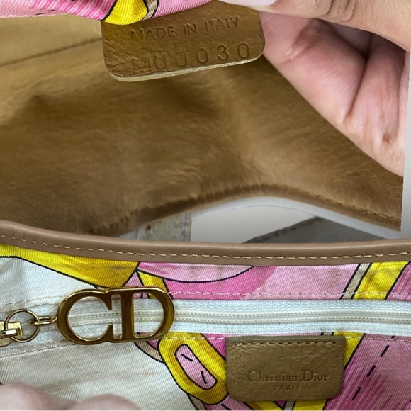 SOLD 📣 Vintage Christian Dior Tan Leather Saddle Bag - Picture 17 of 17